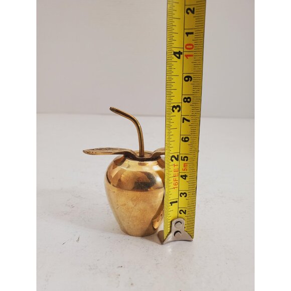 Small Vintage Brass Apple with Stem and Leaf - Picture 8 of 10